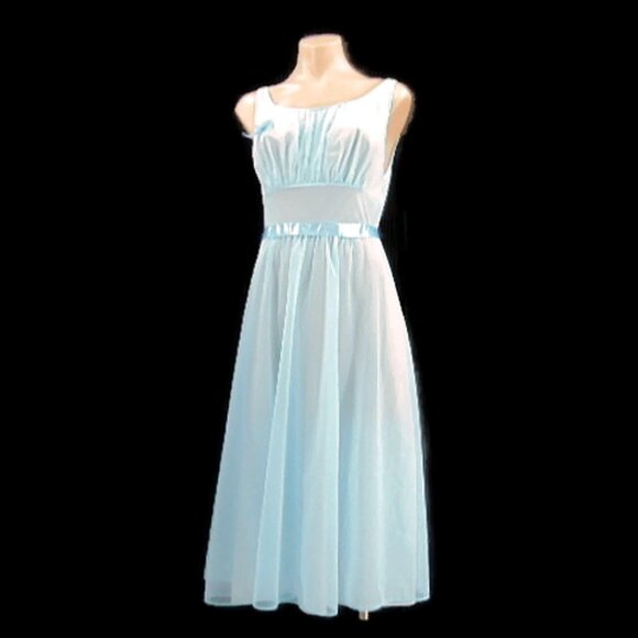 Vanity Fair Vintage 50s Blue Nightgown Size 32 Ribbon Trim Double Nylon Lace - Picture 1 of 12